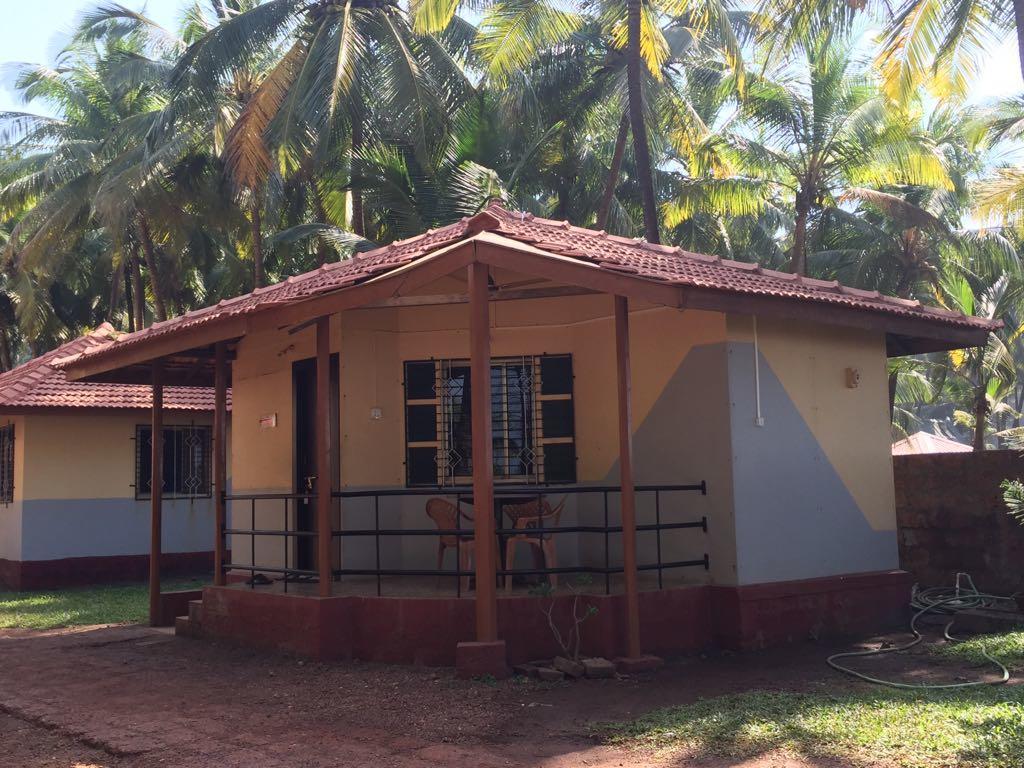 Pears Beach Resort Dāpoli Exterior foto