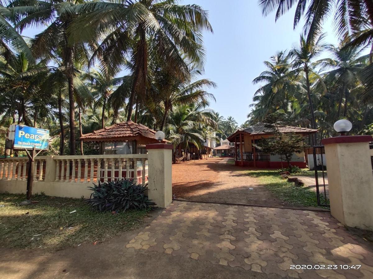 Pears Beach Resort Dāpoli Exterior foto